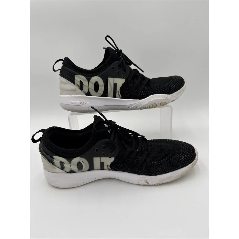 Nike Free TR 7 Shoes Womens Size 10- Training‎ Just Do It 924592-001 Sneakers